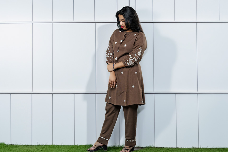 Elegant Linen Hand Embroidered Co-ords for Women Elegant Linen Hand Embroidered Co-ords for Women