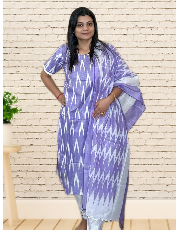 A model wearing Pure Cotton Ikkat Salwar suit Set For Women in lavender colour A model wearing Pure Cotton Ikkat Salwar suit Set For Women in lavender colour