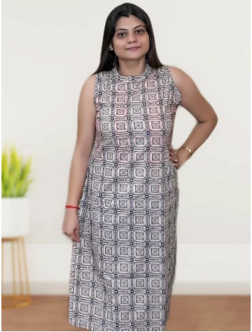 Sleeveless Pure Cotton Two Piece Set For Women  Sleeveless Pure Cotton Two Piece Set For Women data-sizes=