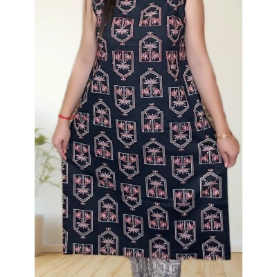 A model wearing Pure Cotton Black Ethnic Kurti Pant Set For Women