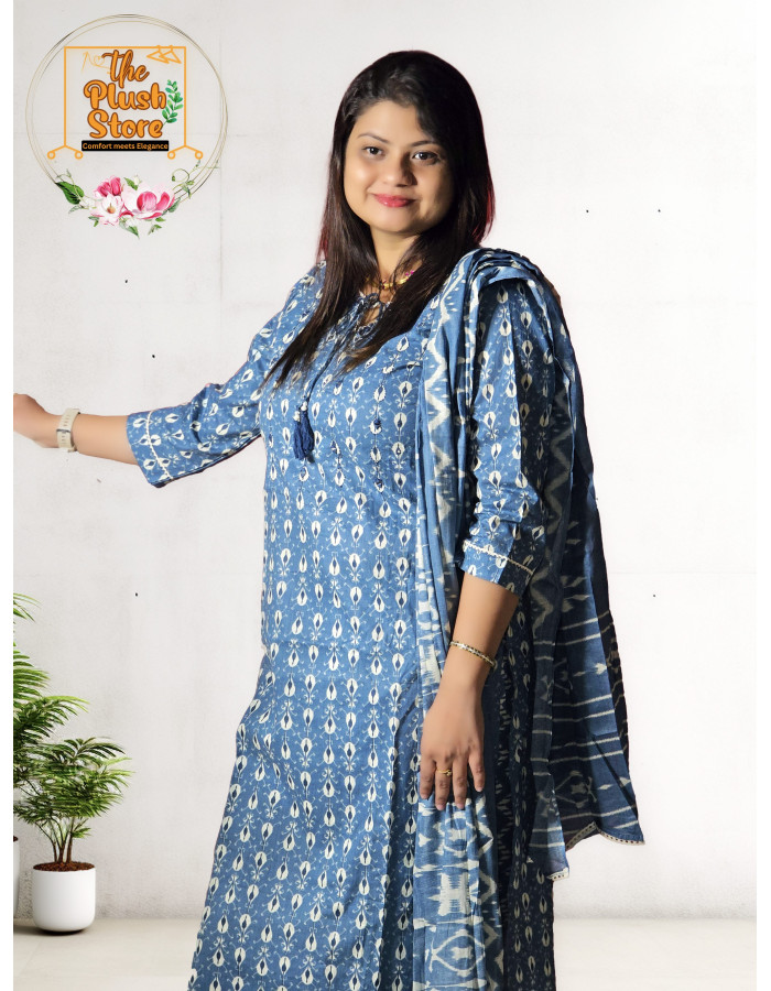 A model wearing Three piece Salwar Suit For Women A model wearing Three piece Salwar Suit For Women