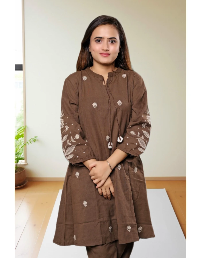 A model wearing Linen Co-ord Set For Women A model wearing Linen Co-ord Set For Women