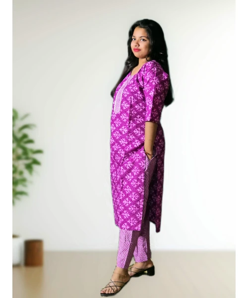 Lavender Pure Cotton Kurti Straight Pant Set For Women