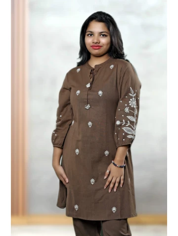 Linen Hand Embroidered Special Co-ords  For Women  Linen Hand Embroidered Special Co-ords  For Women data-sizes=