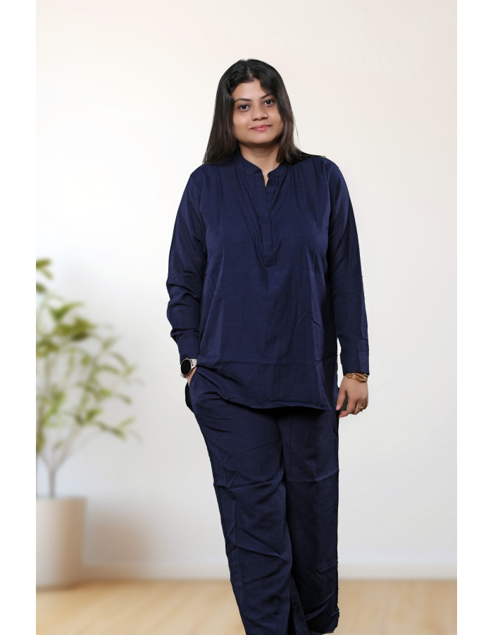 A model wearing Pure Linen Full Sleeve Co-ord Set For Women A model wearing Pure Linen Full Sleeve Co-ord Set For Women